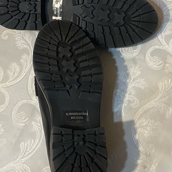 🎁DOLCE VITA BLACK LEATHER DRESS SHOES! - Picture 5 of 6